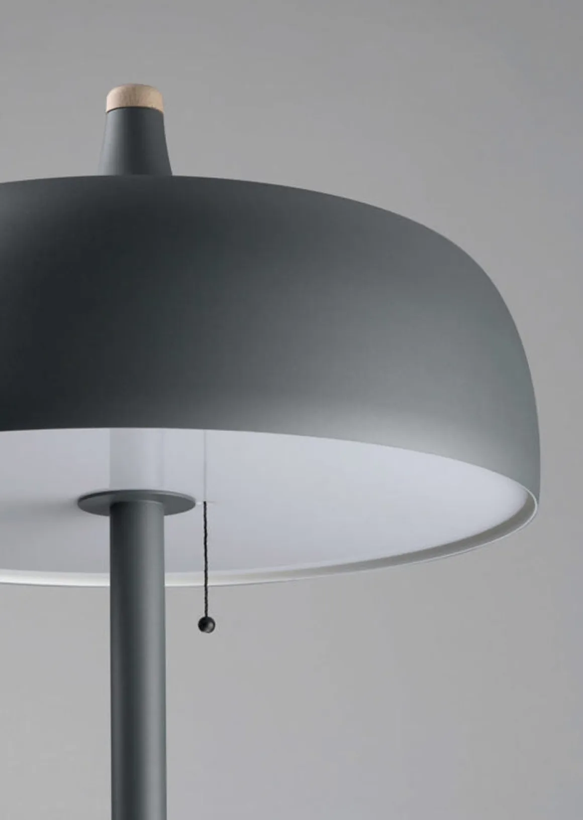 Acorn gulvlampe