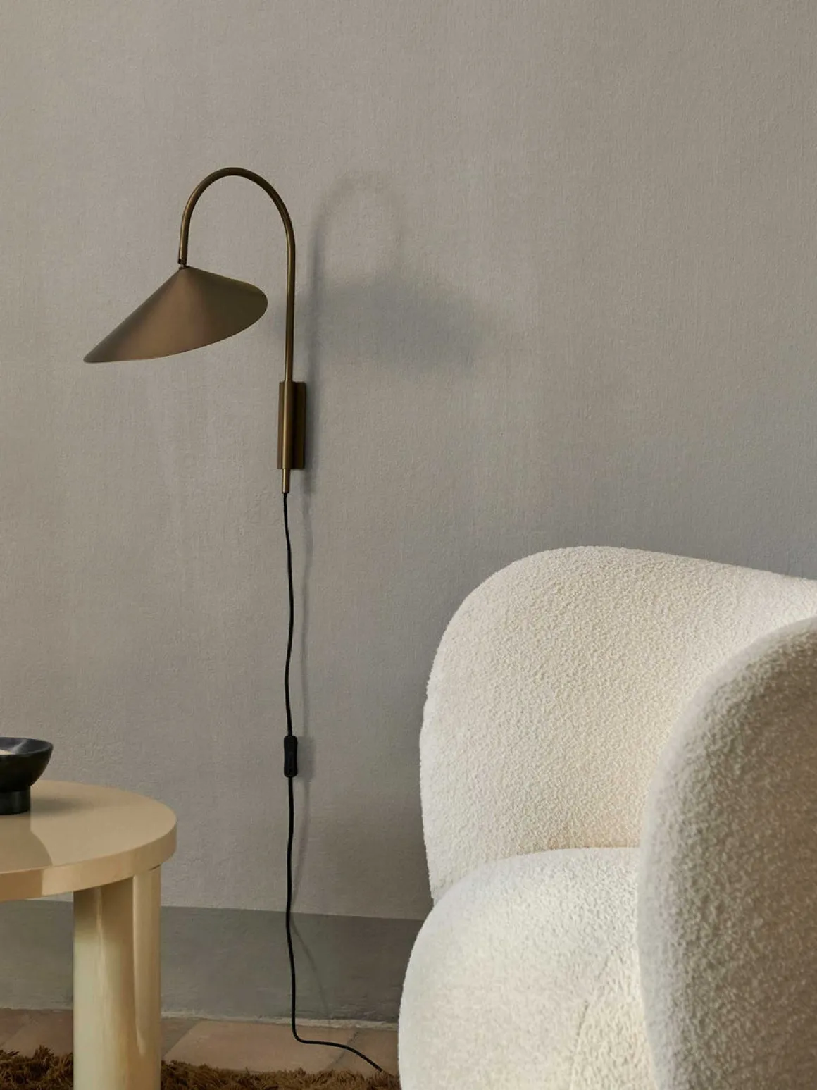 Arum vegglampe swing - bronse