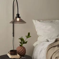 August vegglampe - Svart