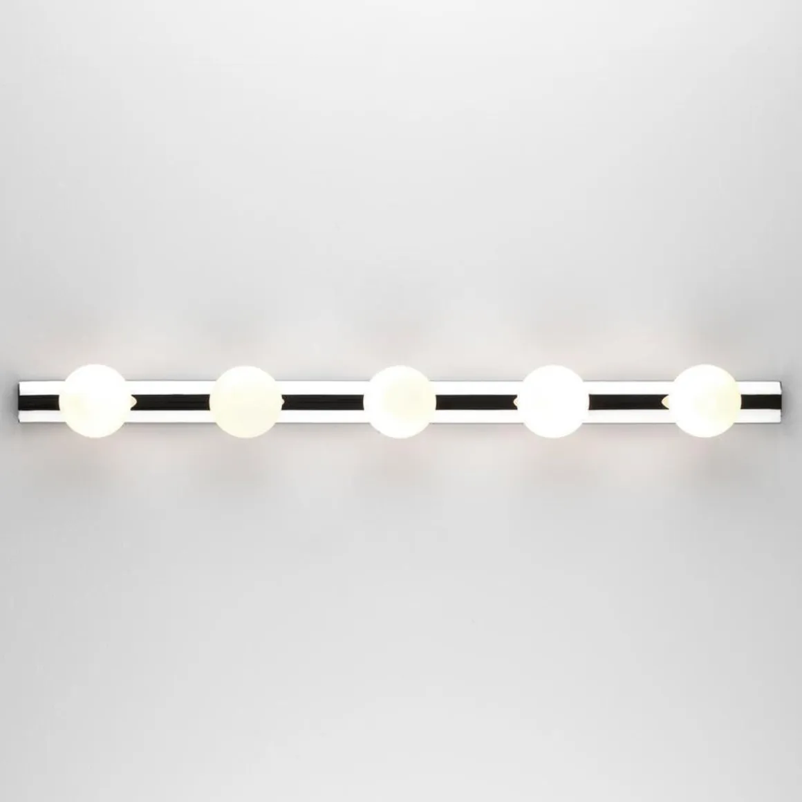 Cabaret 5 vegglampe for baderom IP44