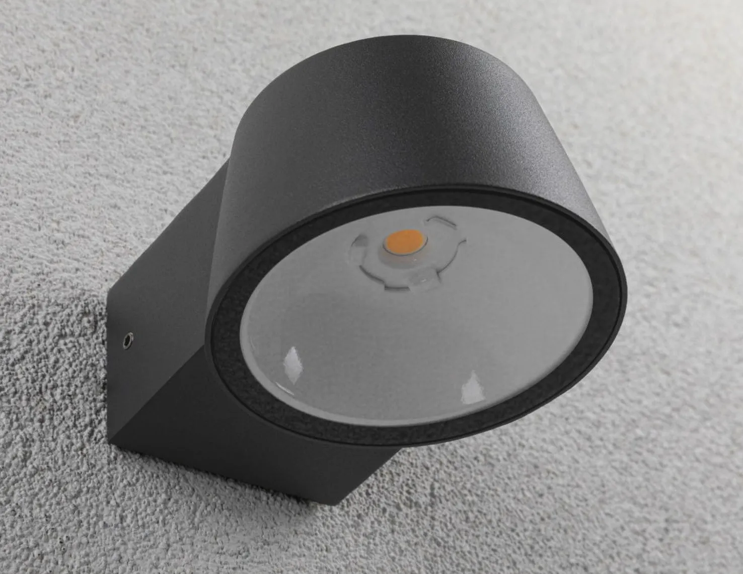 Capea vegglampe utendørs IP44 6W 2200 Kelvin