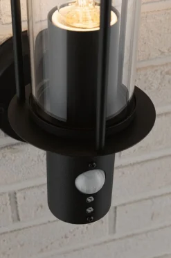 Classic vegglampe opp utendørs IP44 - Med bevegelsessensor