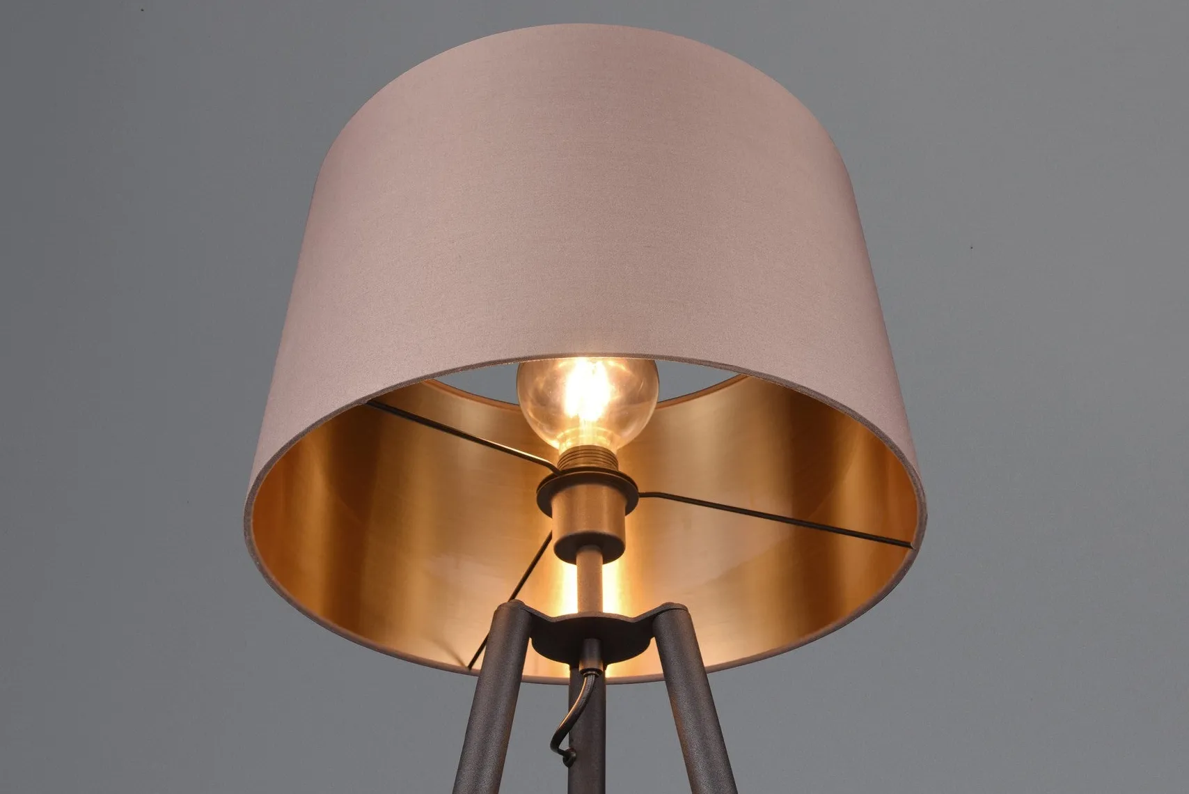 Colette gulvlampe 152 cm med skjerm