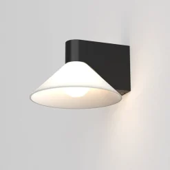 Conic vegglampe IP44