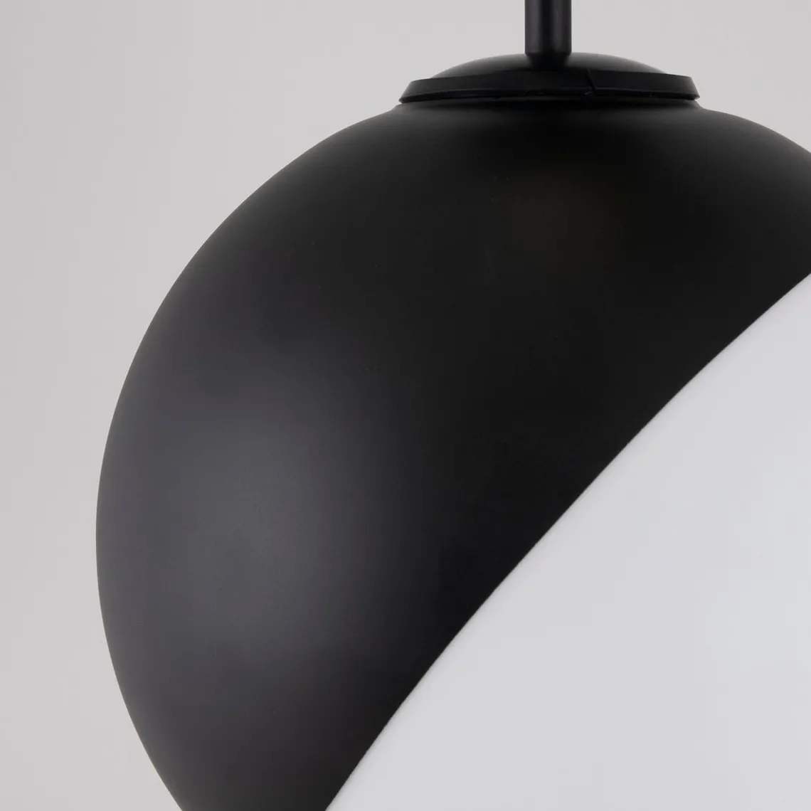 Contur Plafond - Svart/Hvit