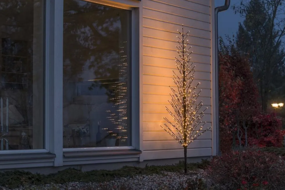 Dekorasjonstre 210 cm med 504 LED amber farget IP44 utendørs