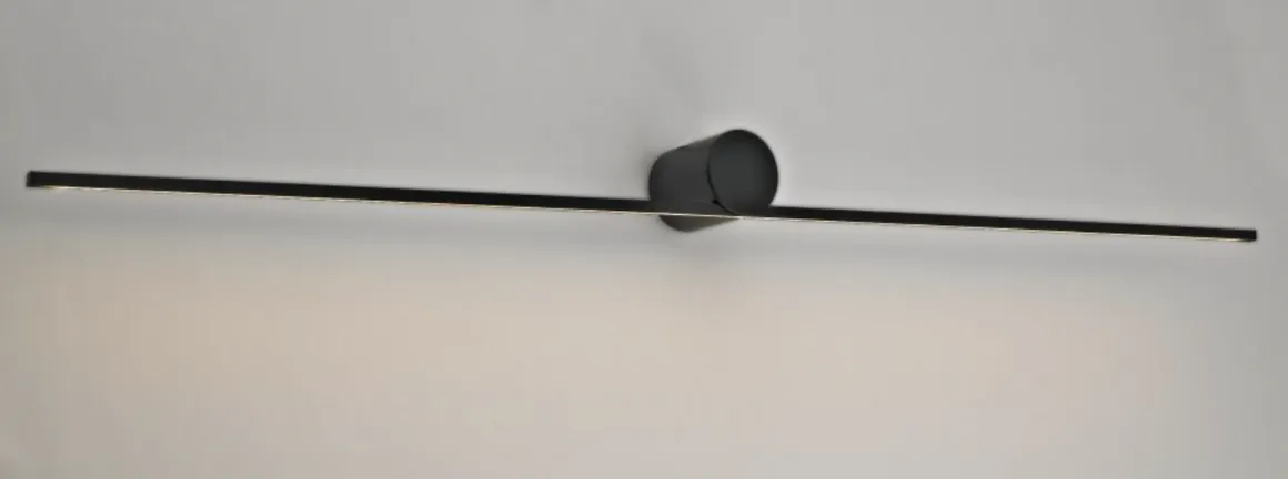 Eros 600 vegglampe ned IP44 dimbar - Svart