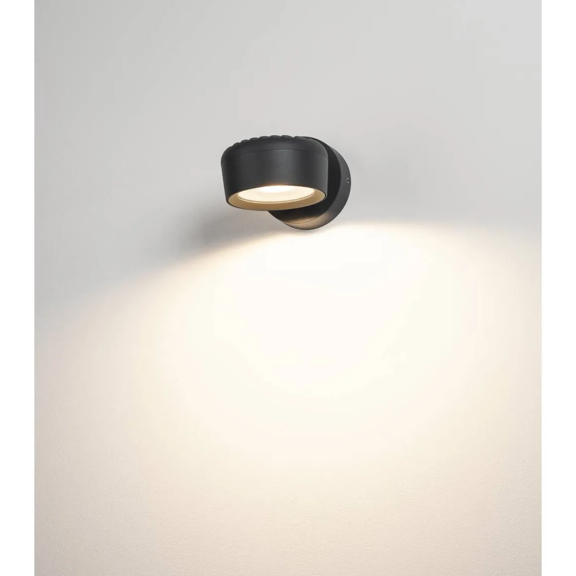 Eskina vegglampe utendørs 14,5W 3000/4000 Kelvin IP65 - dimbar