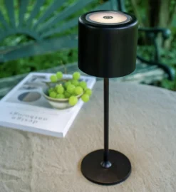 Filo oppladbar bordlampe