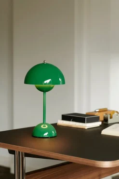 Flowerpot VP9 bærbar bordlampe