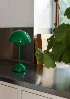 Flowerpot VP9 bærbar bordlampe