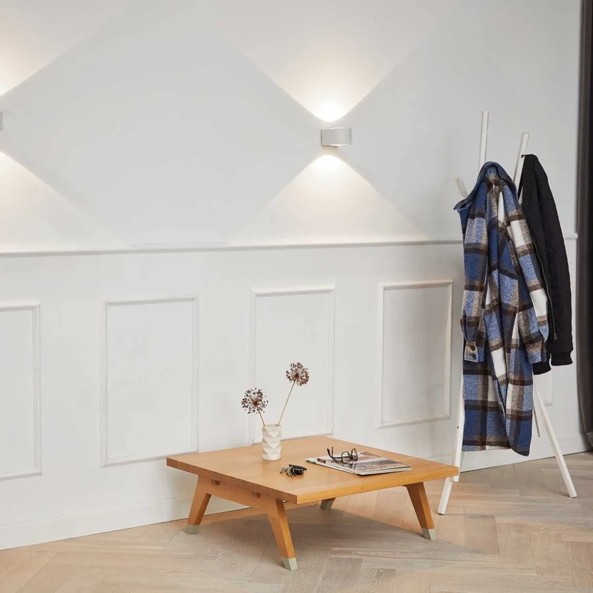Frey vegglampe IP65 2x6W 2700K - Hvit