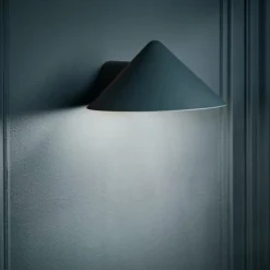 Grasp vegglampe