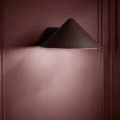 Grasp vegglampe