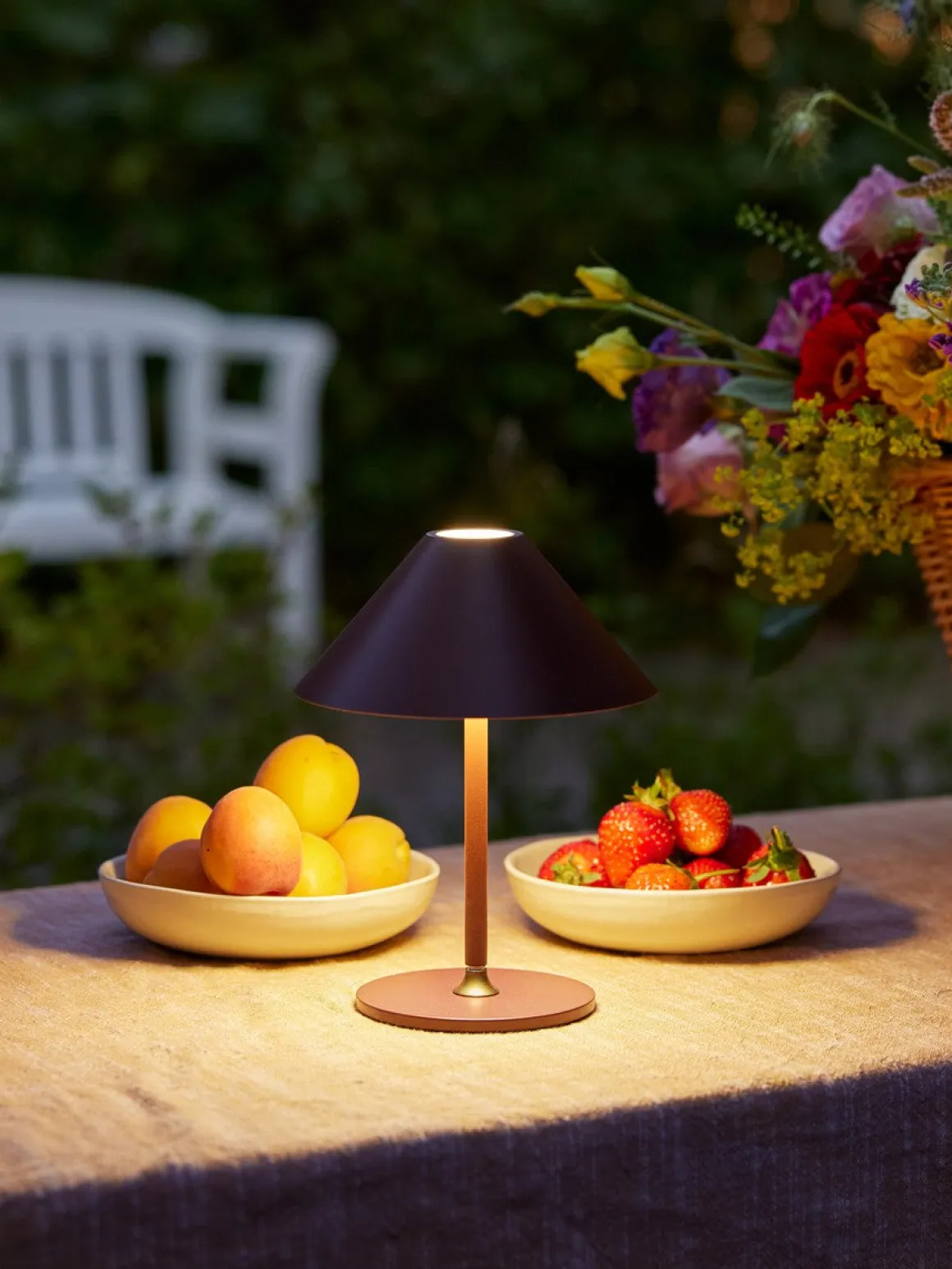 Hygge bordlampe 19 oppladbar - Rødbrun