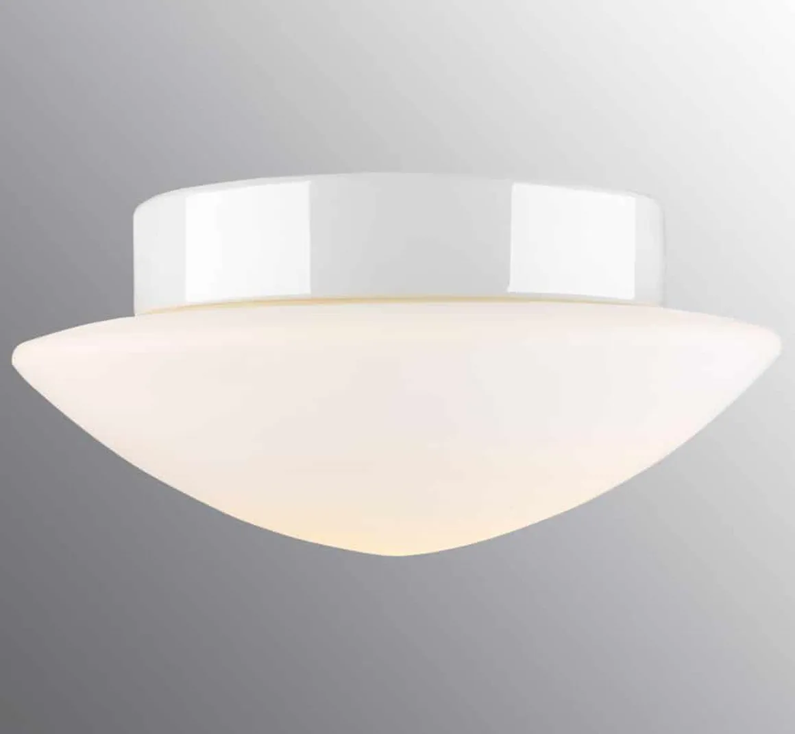 Ifø Contrast Solhem taklampe IP44