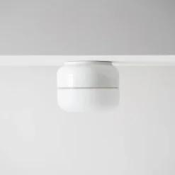 Ifø Ohm 140/115 tak/vegg 10W led dimbar IP44 - 2700K - Hvit/Opal glass