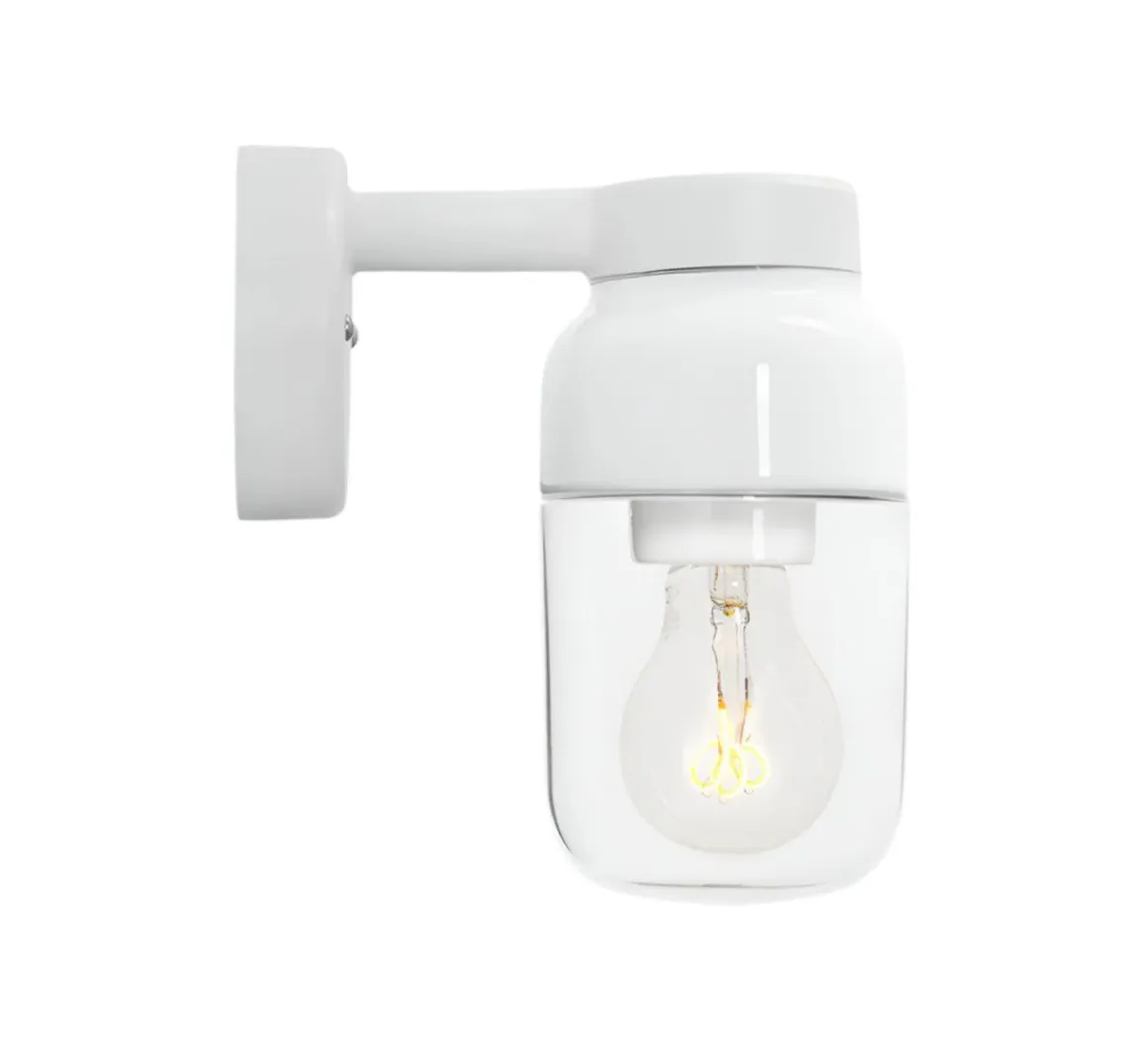 Ifø Ohm 100/210 vegglampe IP44