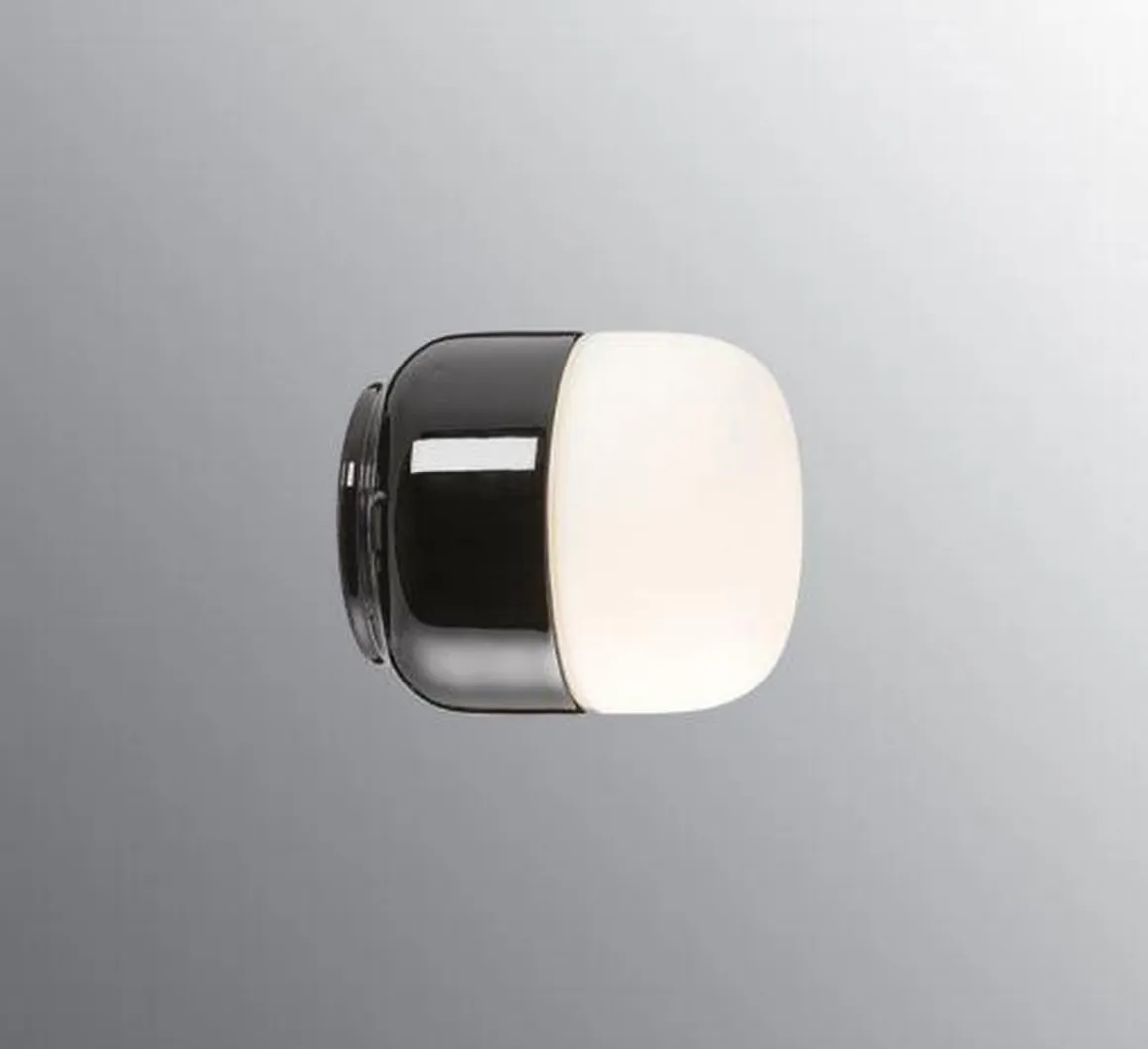 Ifø Ohm 100 / 110 vegg/tak lampe 4W led 3000K IP44
