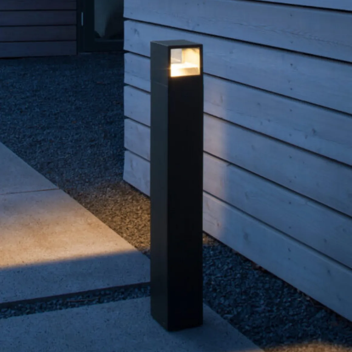 ITA G750 Pullert utendørs 75 cm 10W 3000K IP65 - Svart