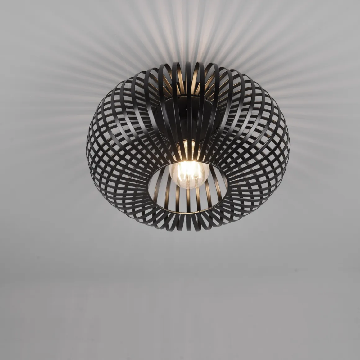 Johann taklampe 30 - Svart