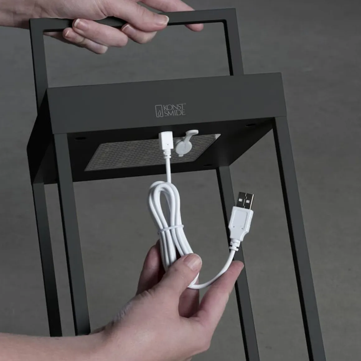 Lanterne Dimbar LED USB og Solcelle - Svart