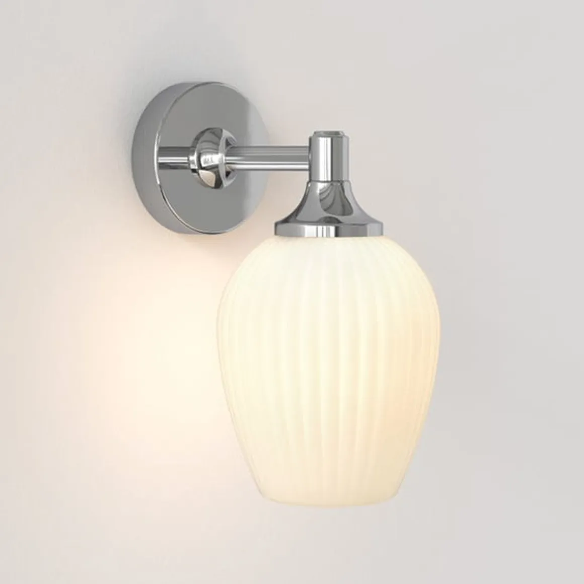 Liberty vegglampe for baderom IP44