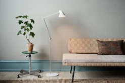 Louis Poulsen NJP gulvlampe