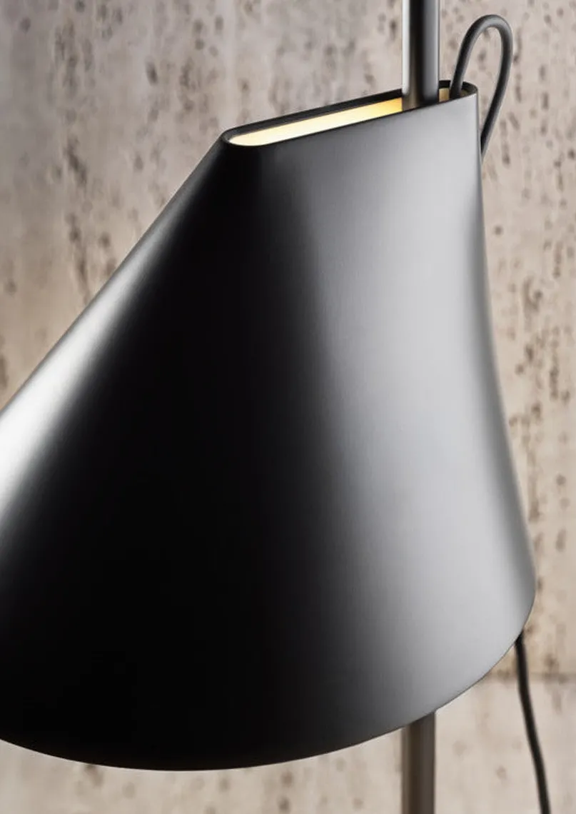 Louis Poulsen Yuh Gulvlampe