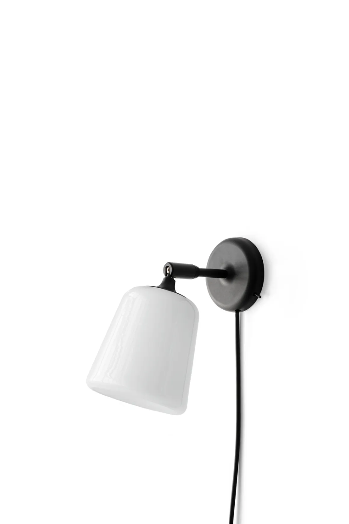 Material Vegglampe - Hvit Opal Glass