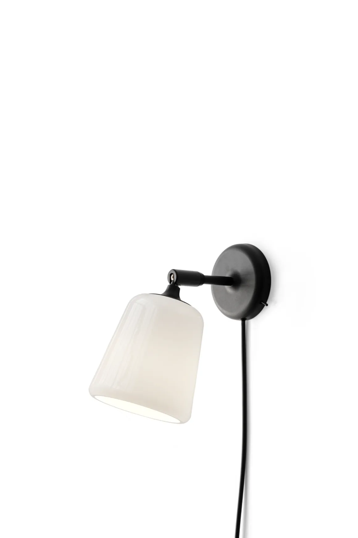 Material Vegglampe - Hvit Opal Glass