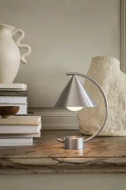 Meridian bordlampe - stål