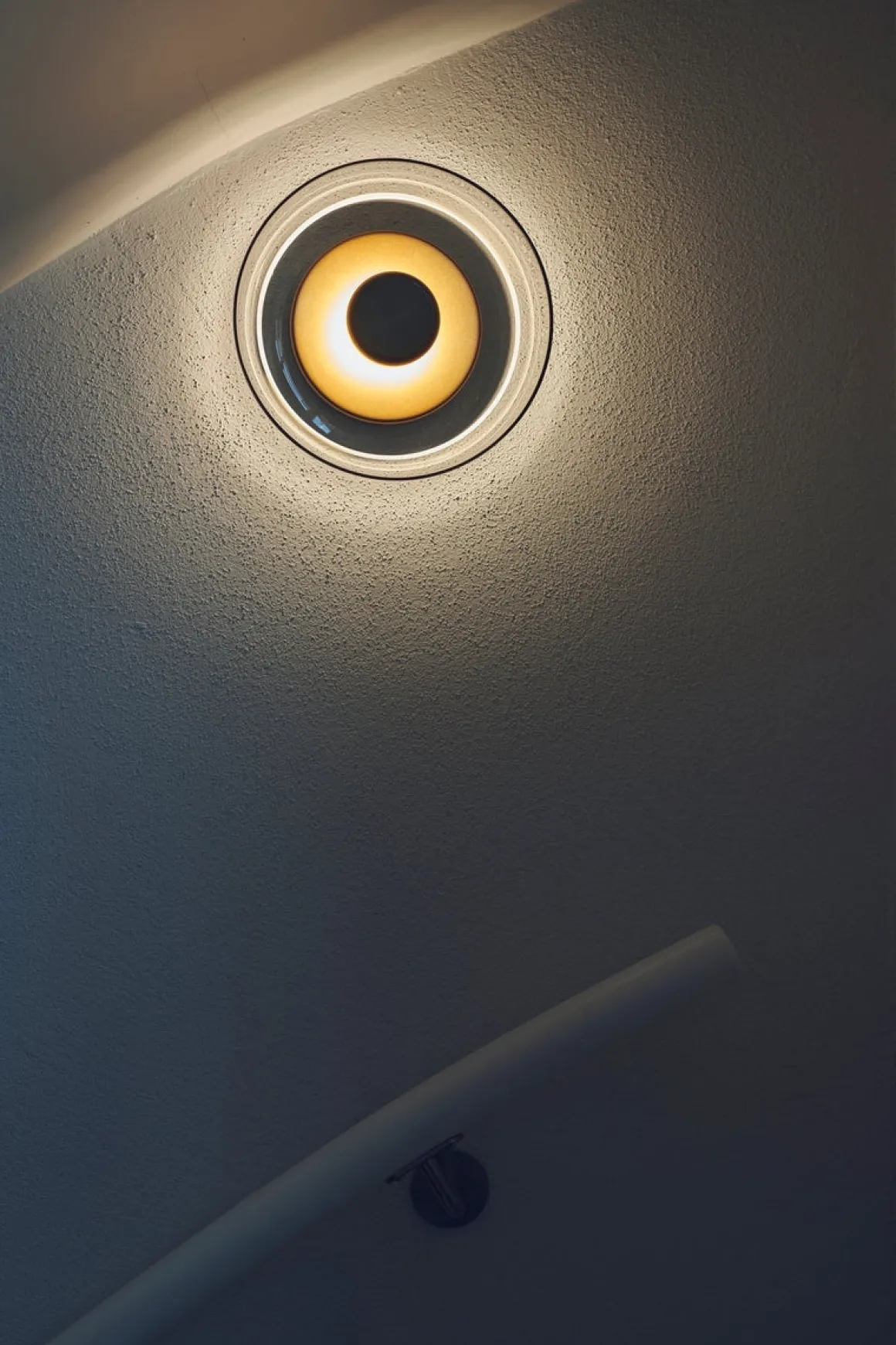 Nuura Blossi vegglampe/taklampe Klar