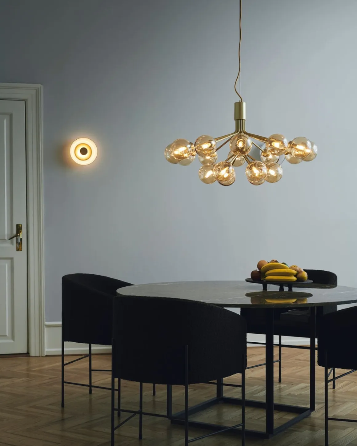 Nuura Blossi vegglampe/taklampe Klar