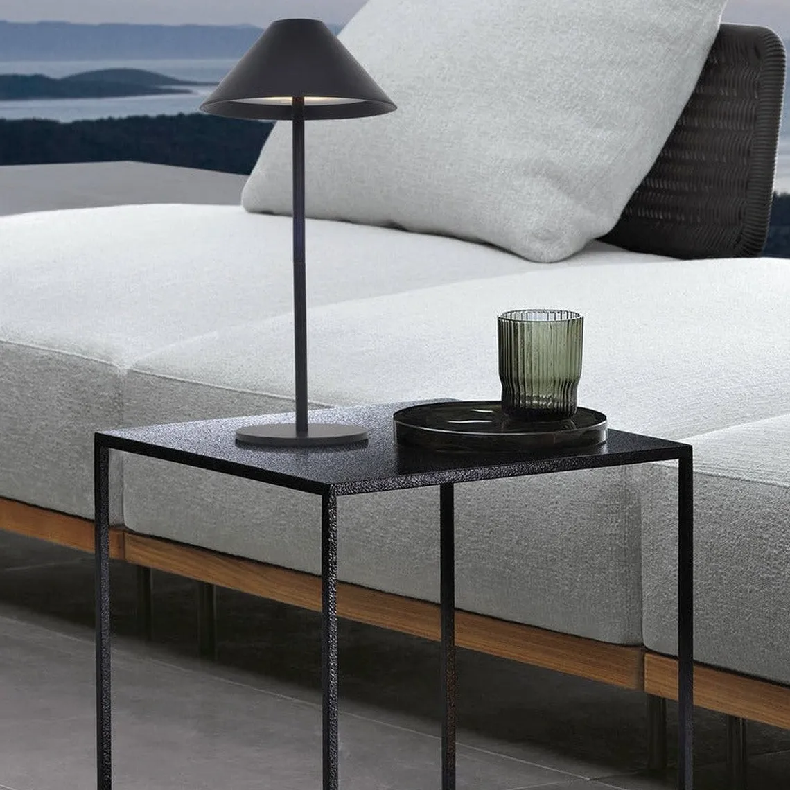Oris bordlampe oppladbar IP54 - Svart
