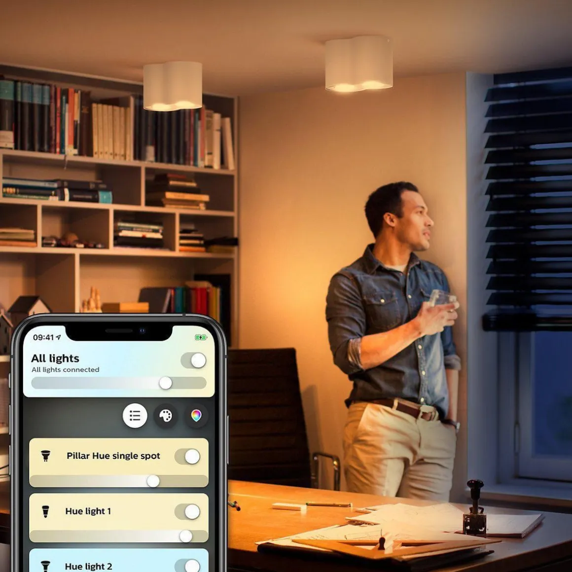 Philips Hue Pillar dobbel spot m/fjernkontroll White Ambiance