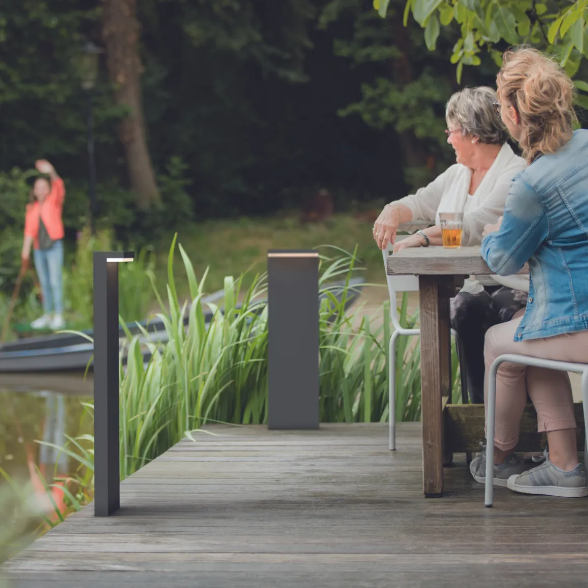 Philips myGarden Bustan pullert 77 cm utendørs IP44 2x4,5W LED - Antrasitt