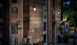 Philips myGarden Capricorn vegglampe utendørs IP44 6W LED m/bevegelses sensor IR - Antrasitt