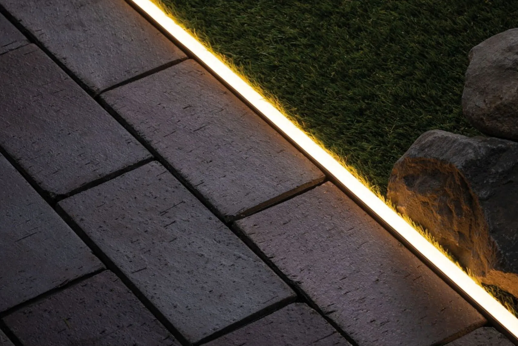 Plug & Shine LED Strips 5 meter 26W 3000 Kelvin IP68