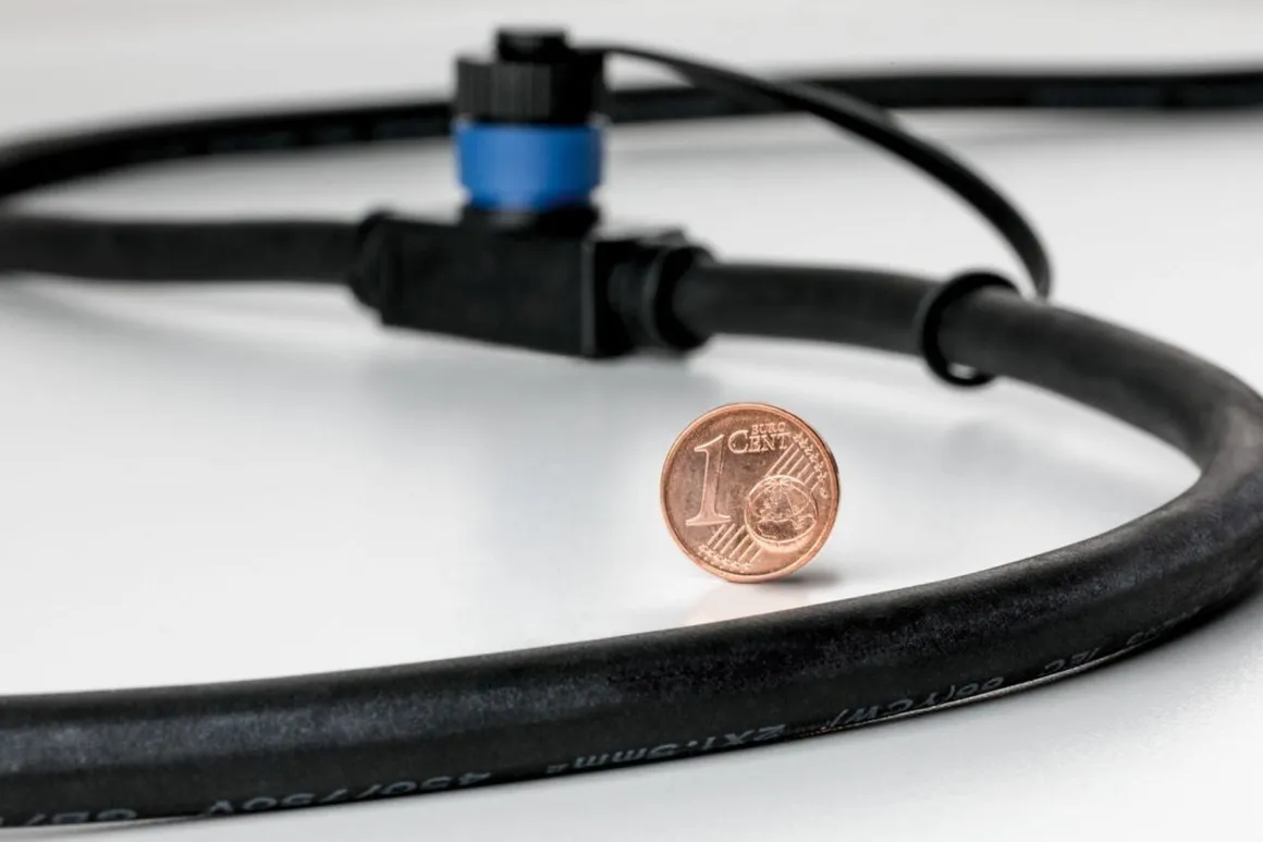 Plug & Shine 15 meter kabel med 7 utganger