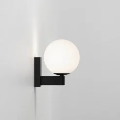 Sagara Vegglampe IP44