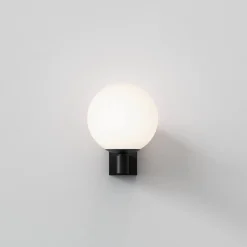 Sagara Vegglampe IP44