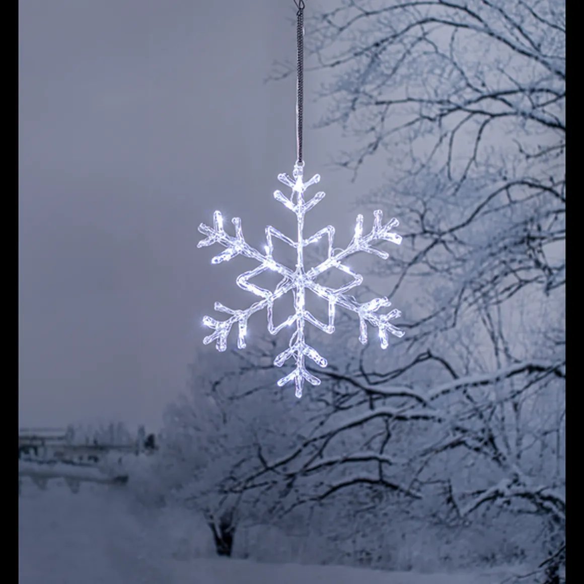 Snowflake / Snøfnugg - Kald hvit ute og innendørs