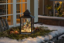 Stor lykt med juletre og snømenn - 42cm