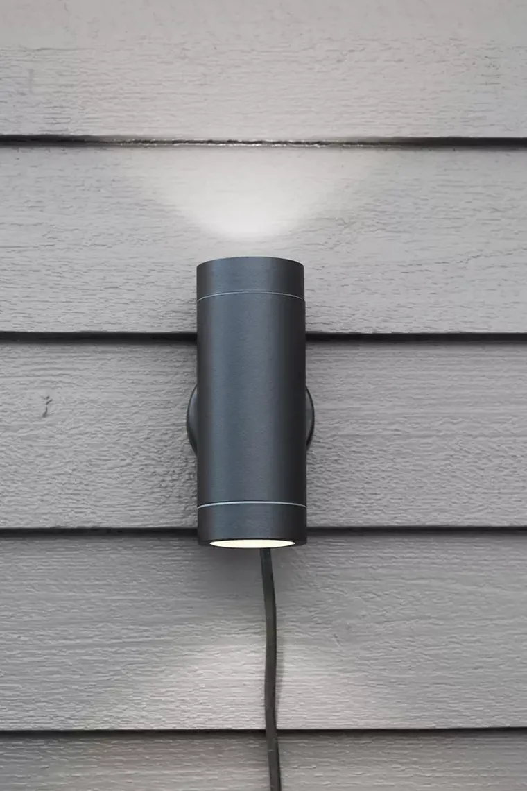Sylinder vegglampe Svart - Garden 24 - Svart