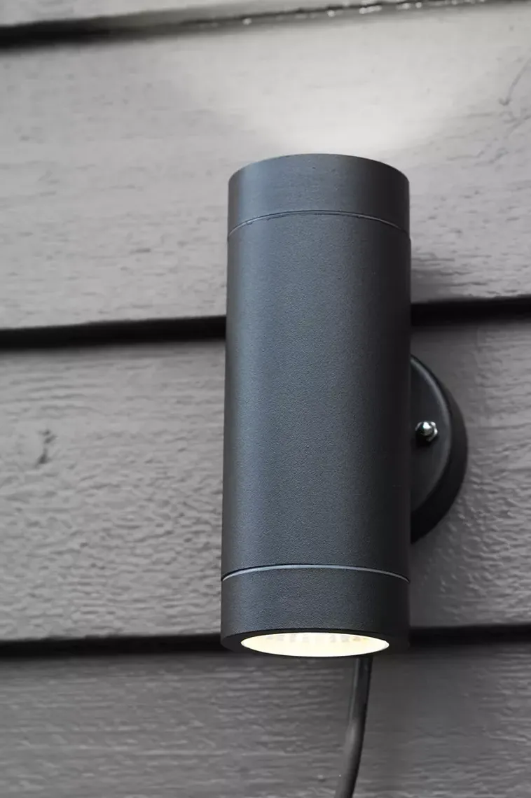 Sylinder vegglampe Svart - Garden 24 - Svart