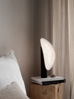 Tense Bærbar Bordlampe - Sort Sokkel