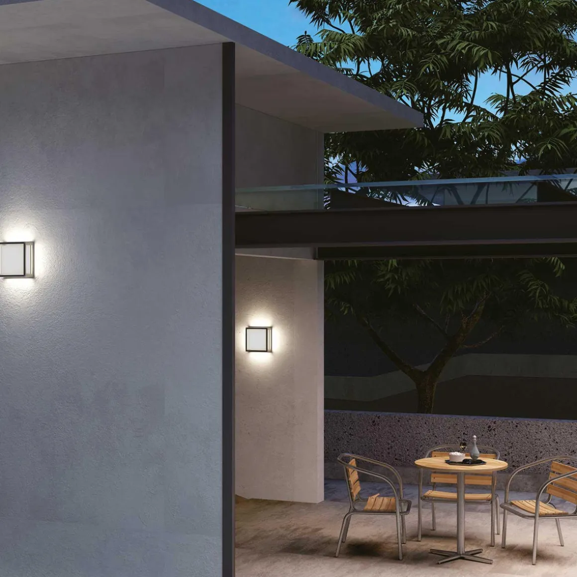 Thor vegglampe IP65 12W utendørs - Svart/Frostet glass