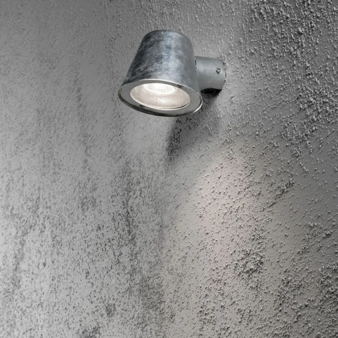 Trieste vegglamper - Galvanisert stål