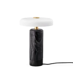 Trip oppladbar bordlampe - Sort marmor/Hvit skjerm